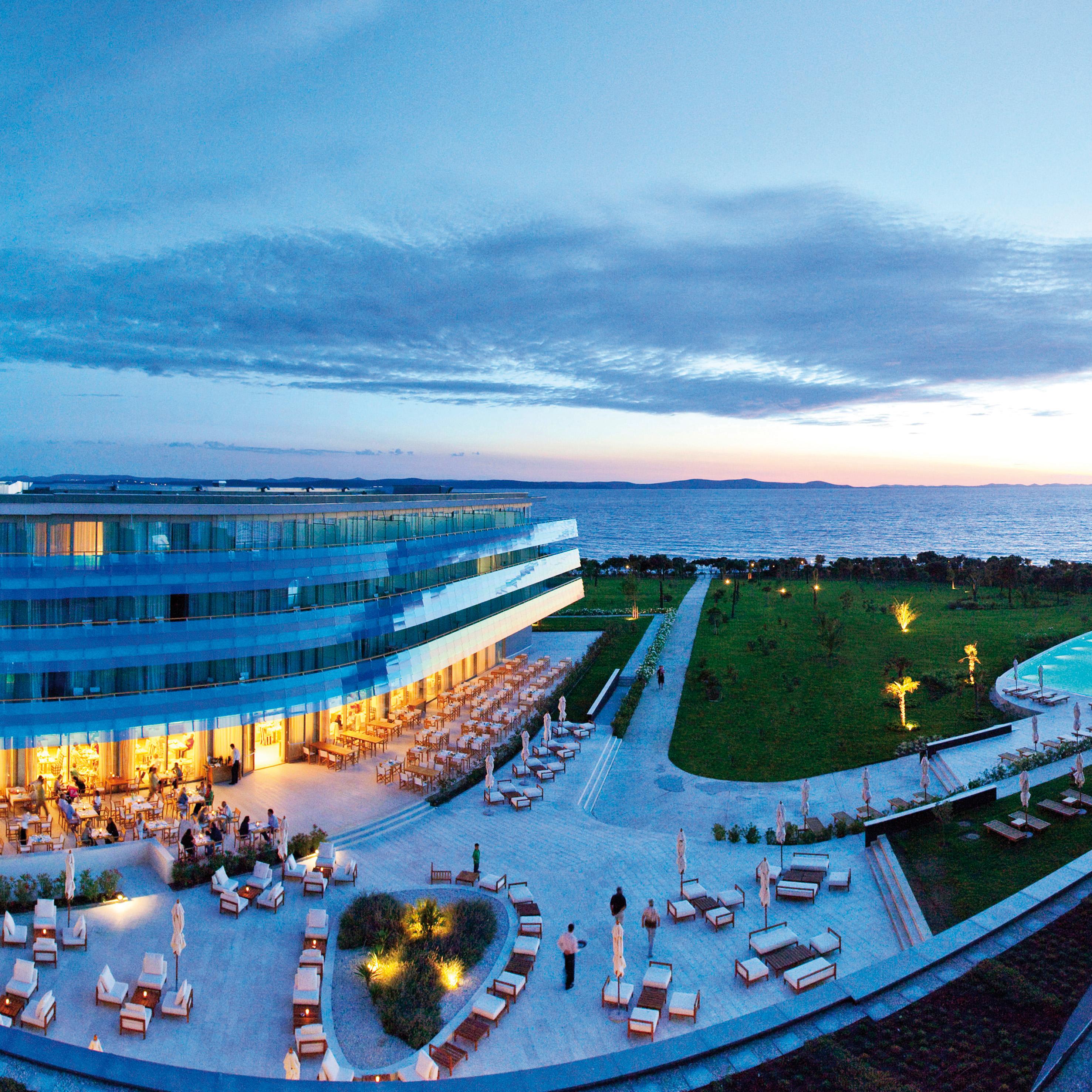 팔켄슈타이너 호텔&스파 이아데라 돈제페트레케인 외부 사진 The Westin Szczecin